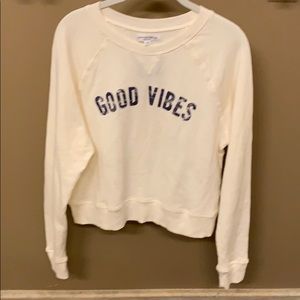 NWT Women’s Crop Sweatshirt- Good Vibes🎀